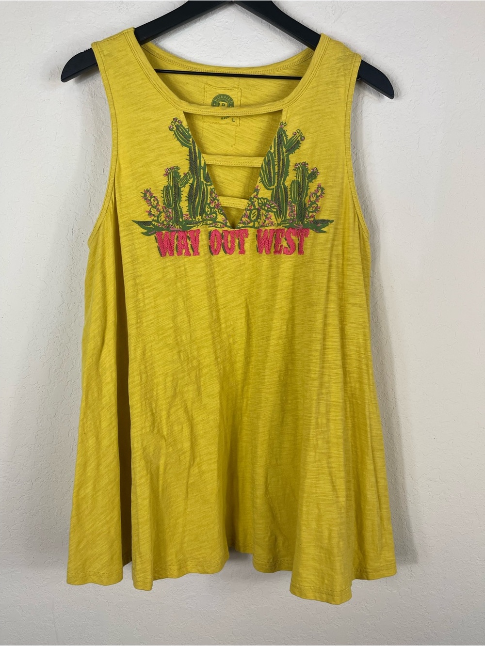Double D Ranch Way Out West Cactus Tank Top Yellow Size Large